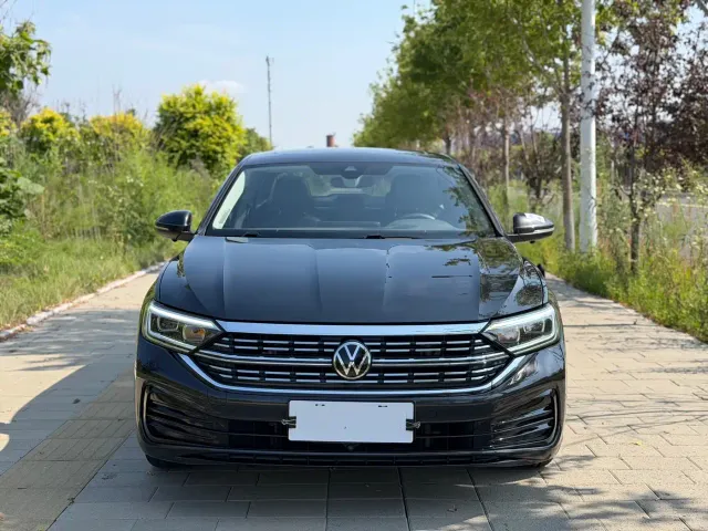 Volkswagen Sagitar — Фото автомобиля 2