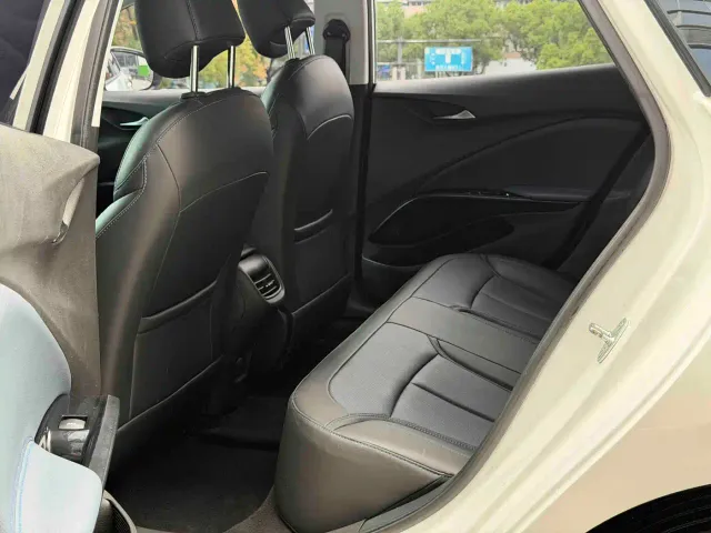 Buick Velite 6 — Фото автомобиля 12