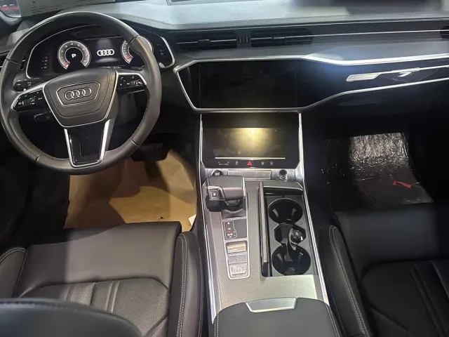 Audi A6L — Фото автомобиля 9