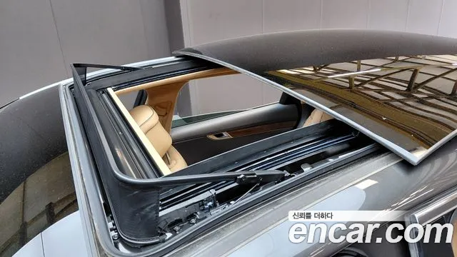 Genesis G80 Бензин 2.5 турбо AWD — Фото автомобиля 17