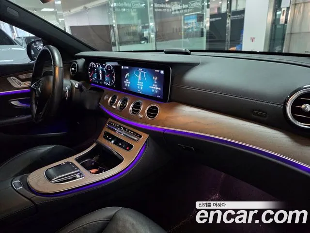 Mercedes-Benz E-Class W213 — Фото автомобиля 11