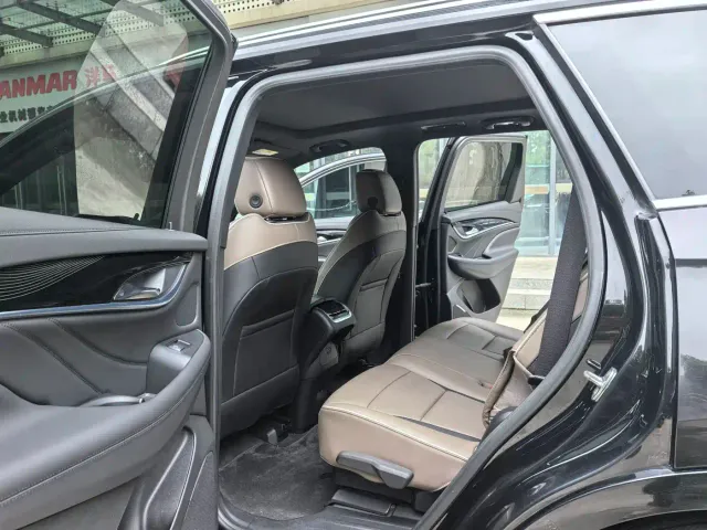 Buick Enclave — Фото автомобиля 15