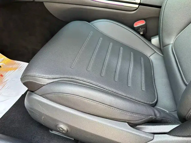Mercedes-Benz C-Class — Фото автомобиля 23