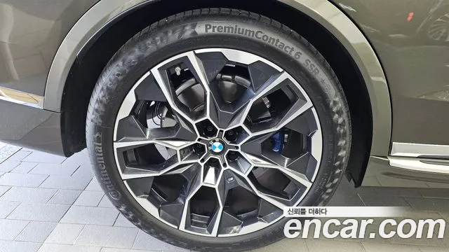 BMW X7 — Фото автомобиля 4