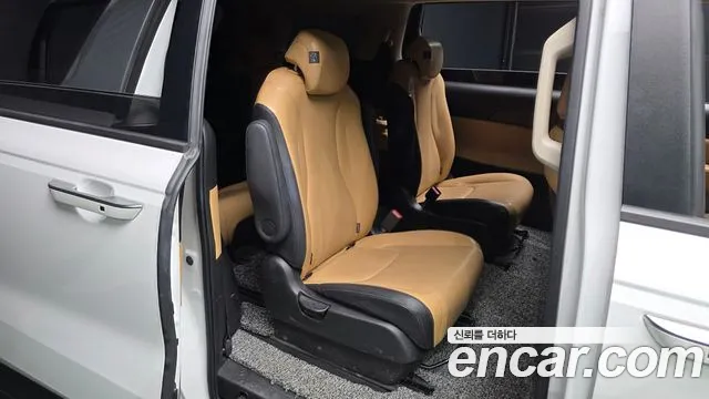 Kia Canival Carnival 4 поколение Дизель 9 мест Prestige — Фото автомобиля 12