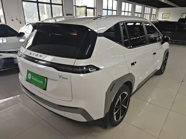 GAC Aion Y — Фото автомобиля 6