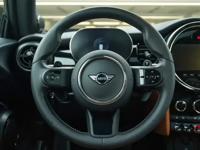 MINI MINI 2023 Facelift 2.0T COOPER S Artist — Фото автомобиля 17