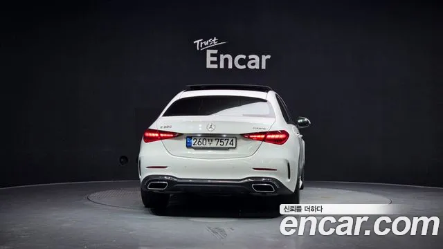 Mercedes-Benz C-Class — Фото автомобиля 4