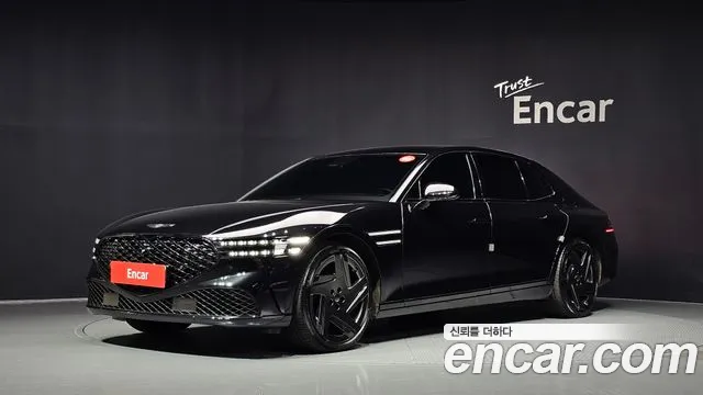 Фотография автомобиля — Genesis G90 RS4