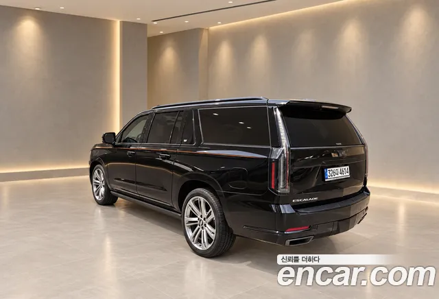 Cadillac Escalade Generation 5 — Фото автомобиля 7