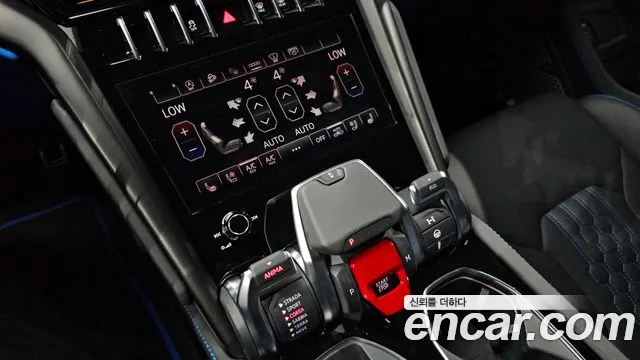 Lamborghini Urus — Фото автомобиля 9