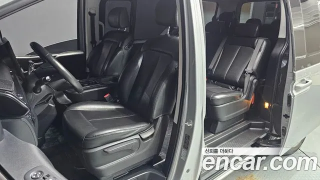 Hyundai Staria Staria Tourer 11 мест — Фото автомобиля 9