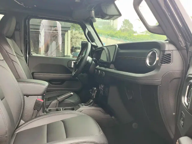Jeep Wrangler 4xe — Фото автомобиля 7