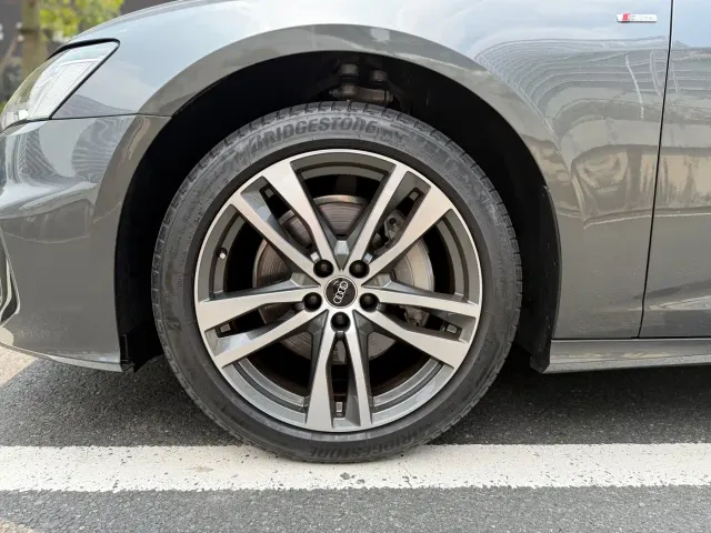 Audi A6 — Фото автомобиля 9