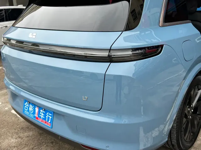 Li Auto L7 — Фото автомобиля 29