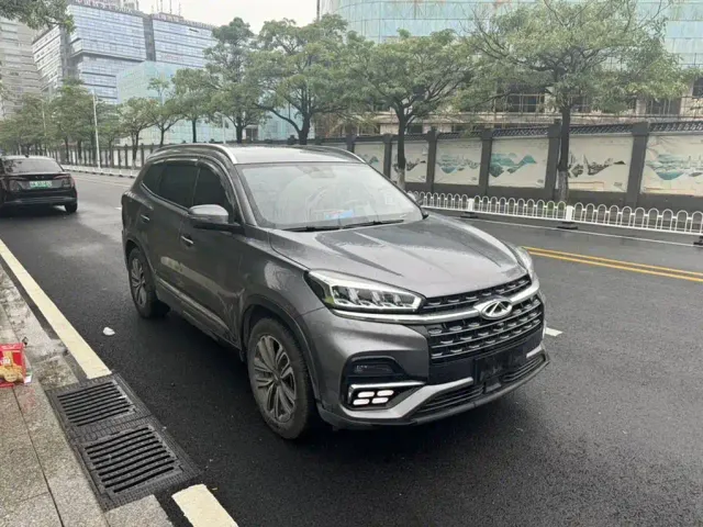 Chery Tiggo 8 — Фото автомобиля 24