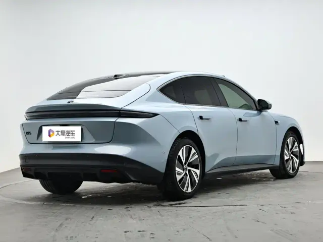 Nio ET5 — Фото автомобиля 3