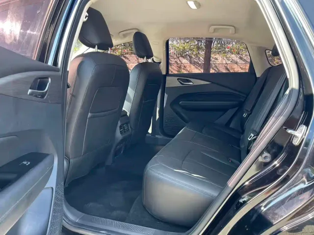 Wuling Starlight — Фото автомобиля 6