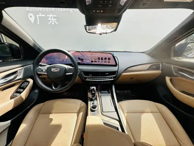 Cadillac CT5 — Фото автомобиля 6