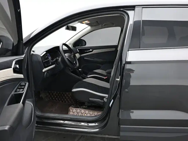 Jetta VS5 — Фото автомобиля 11