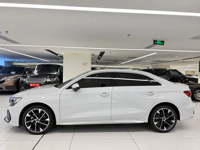 Audi A3 — Фото автомобиля 4