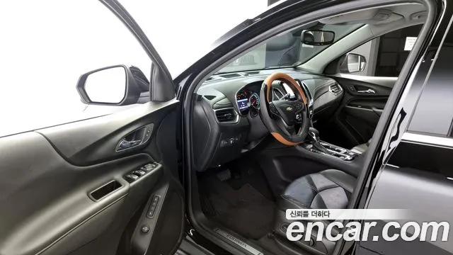 ChevroletGMDaewoo Equinox Новый Next Equinox 2WD Premier — Фото автомобиля 4