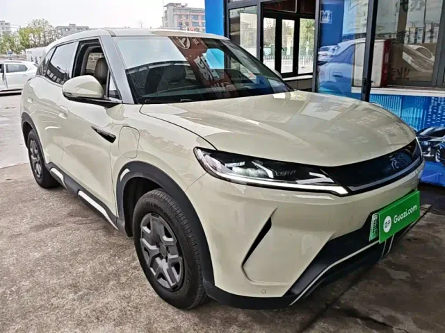 BYD Yuan UP — Фото автомобиля 3