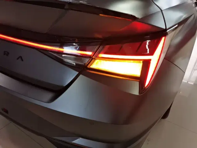 Hyundai Elantra — Фото автомобиля 7