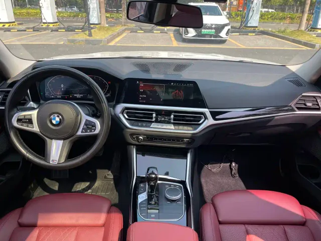 BMW 3 Series — Фото автомобиля 14