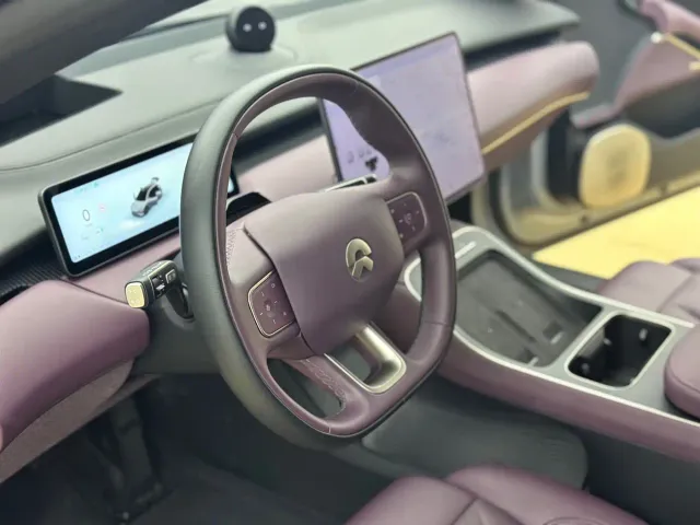 Nio ET5 Touring — Фото автомобиля 8