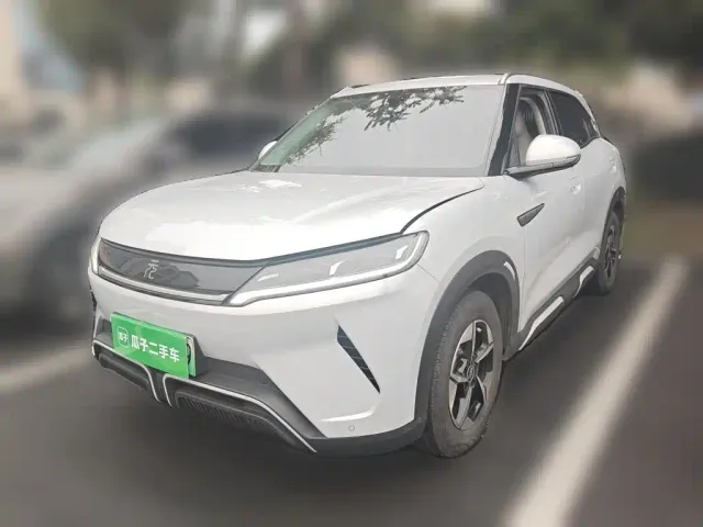 Фотография автомобиля — BYD Yuan UP