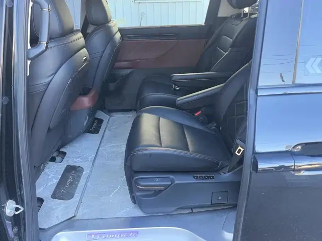 GAC Trumpchi E8 — Фото автомобиля 11