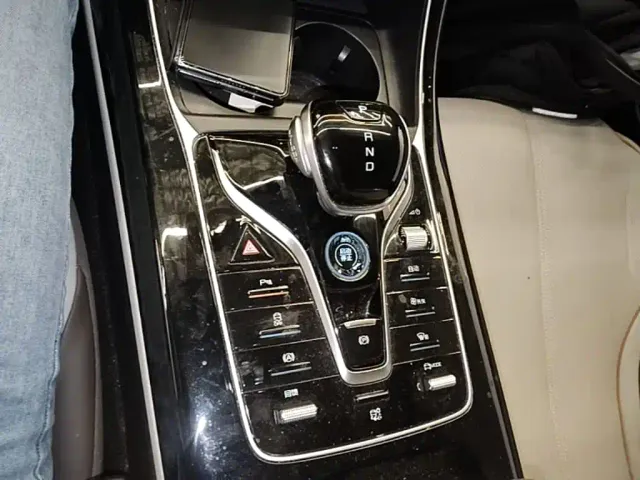 BYD Qin PLUS — Фото автомобиля 13