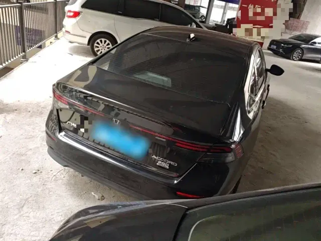 Honda Accord — Фото автомобиля 6