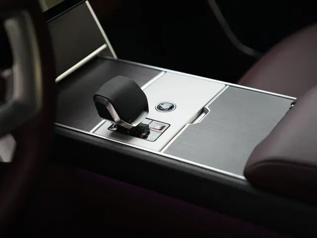 Land Rover Range Rover — Фото автомобиля 9