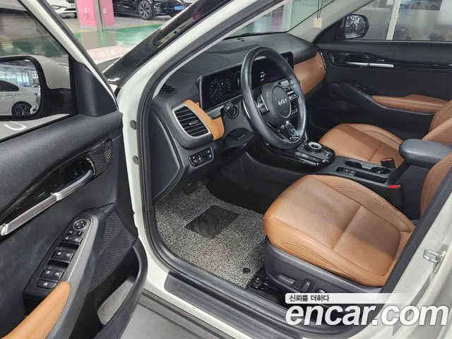 Kia Seltos New — Фото автомобиля 10