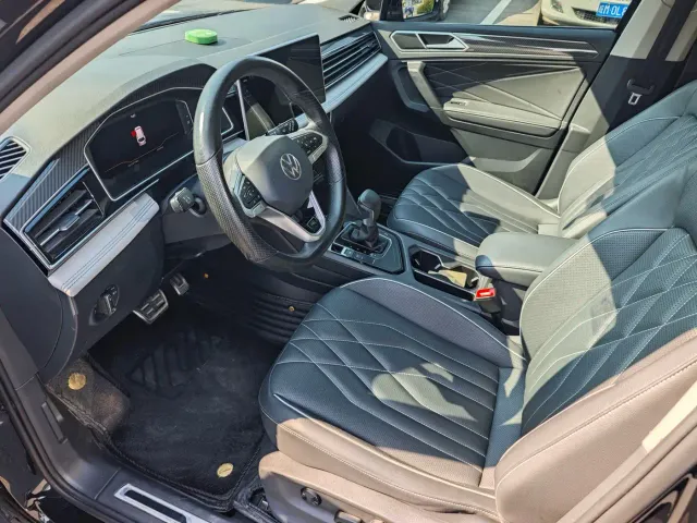 Volkswagen Tiguan L — Фото автомобиля 4