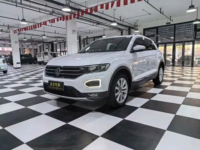 Фотография автомобиля — Volkswagen T-Roc