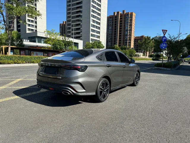 Geely Binrui — Фото автомобиля 13