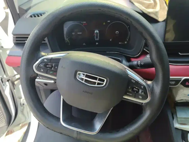 Geely Emgrand S — Фото автомобиля 15