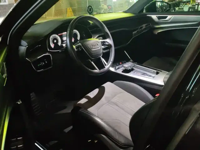 Audi A6L — Фото автомобиля 17
