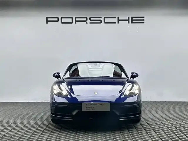 Porsche 718 — Фото автомобиля 2