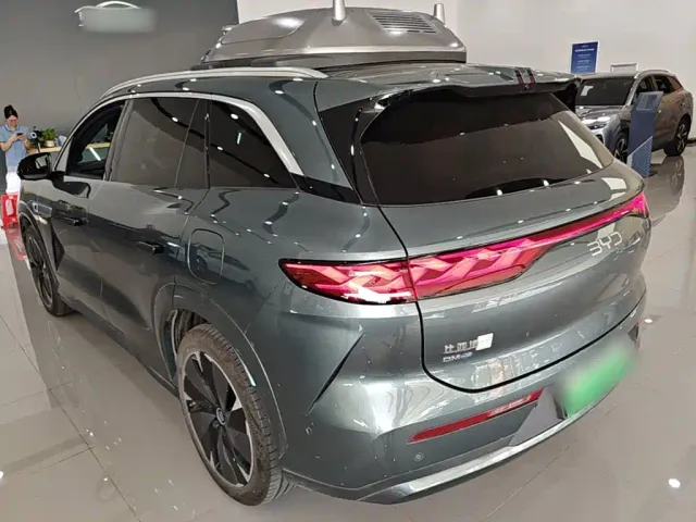 BYD Tang L — Фото автомобиля 4