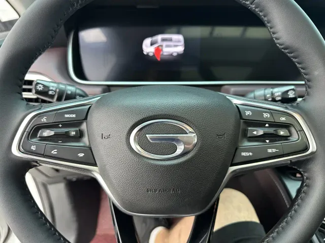 GAC Trumpchi M6 — Фото автомобиля 13