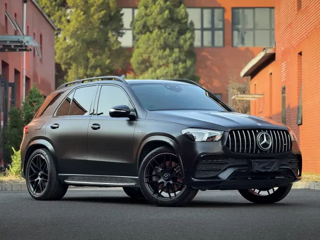 Mercedes-Benz GLE-Class AMG — Фото автомобиля 3