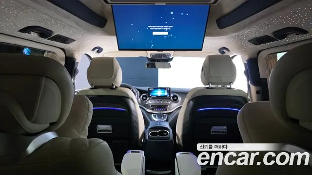 Mercedes-Benz V-Class — Фото автомобиля 19
