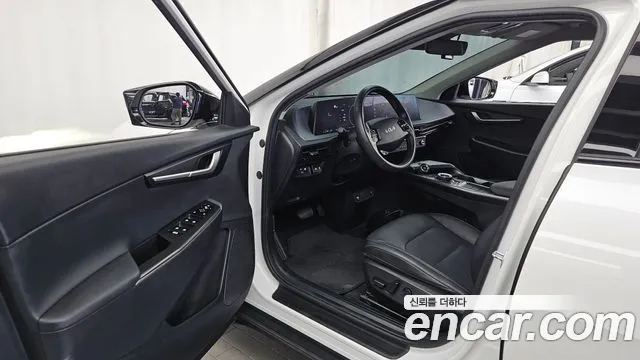 Kia EV6 — Фото автомобиля 10