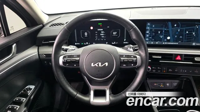 Kia K5 — Фото автомобиля 19