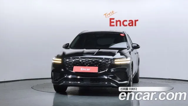 Genesis GV70 2.5T Бензин 2WD — Фото автомобиля 3