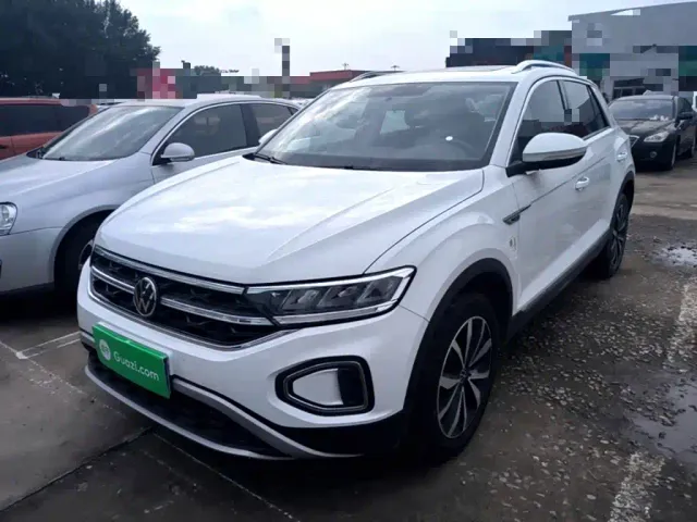 Фотография автомобиля — Volkswagen T-Roc